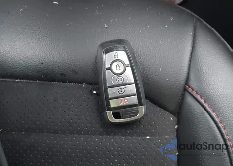 2024 Ford Edge St-Line z USA, uszkodzony, nr VIN 2FMPK4J9XRBA01659